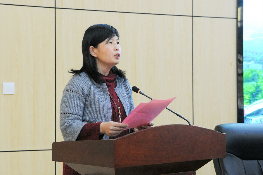 实验班教师代表致辞.jpg