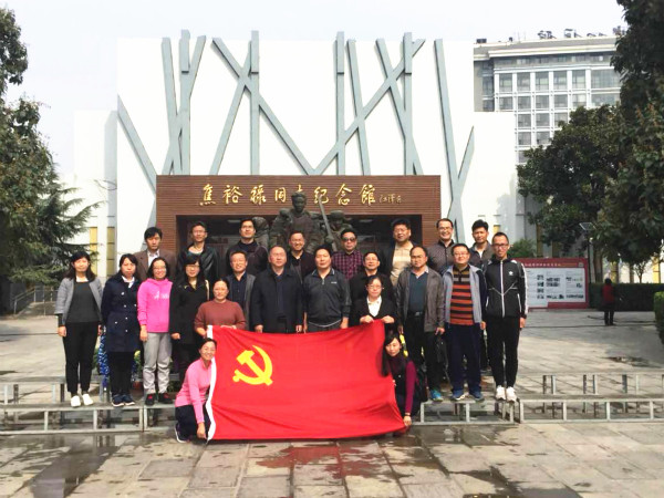 学院图片1_副本.jpg